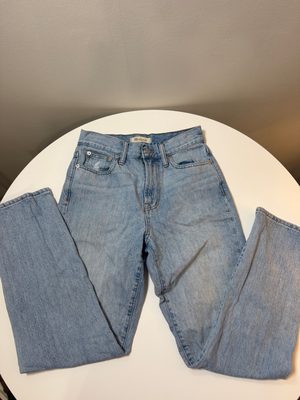 Madewell Classic‎ Light Wash Straight-Leg Jeans